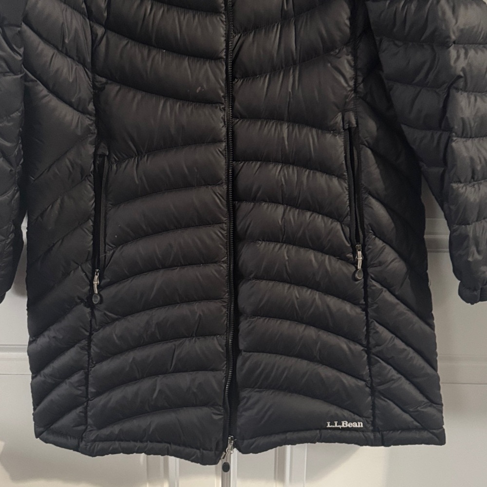 L.L. Bean women’s Ultralight 850 Down Coat 3/4 Length - Picture 4 of 8
